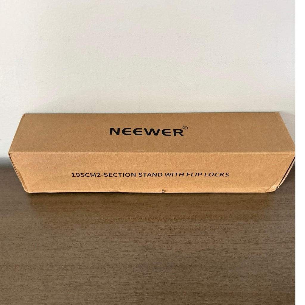 Neewer ST195 Photography Light Stand 1.5-6.4ft Aluminum Reversible Studio Tripod