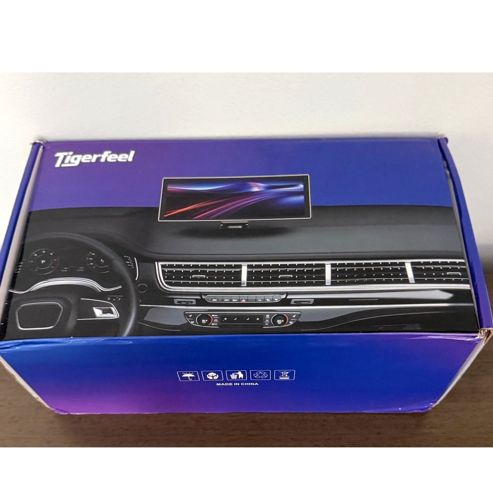 Tigerfeel H808D 11.26" Portable Smart Car Touchscreen Monitor w/ 2K Dash Camera