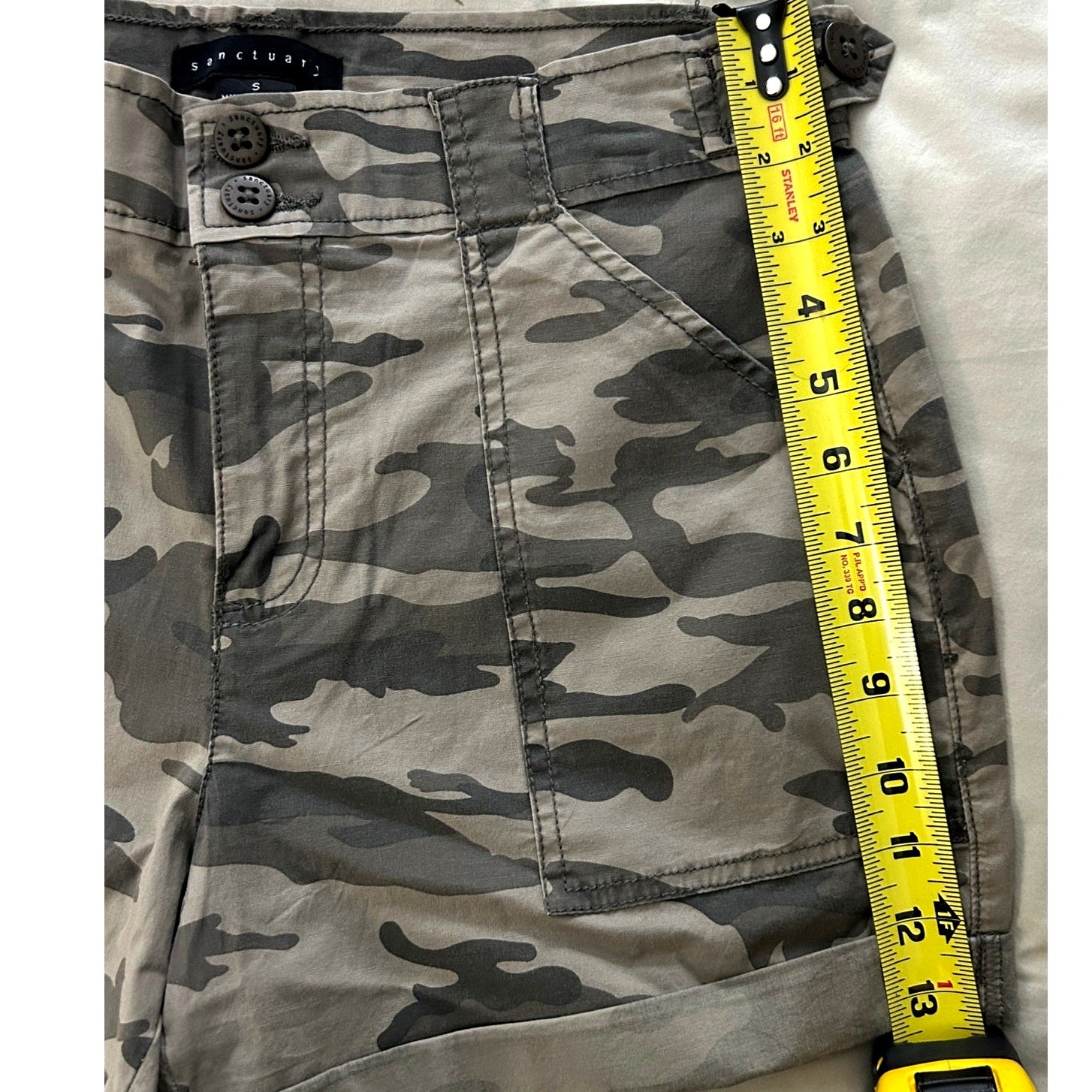 Sanctuary Los Angeles Cadet Camo Cargo Shorts Stretch Utility Style Sz Small