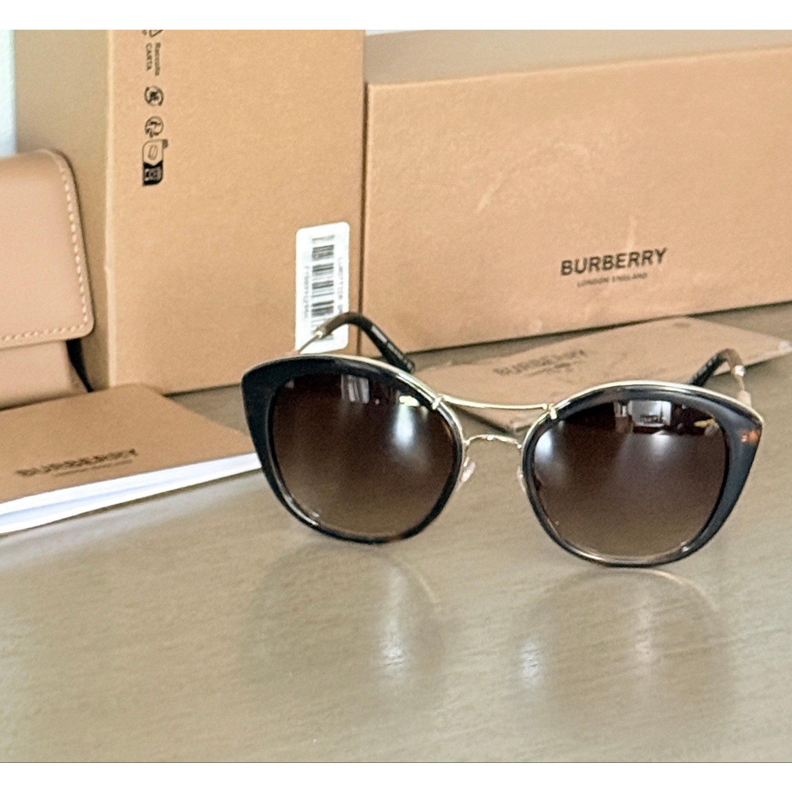 Burberry BE4251Q Full Gold Rim Round Sunglasses Dark Havana Brown Gradient Lens