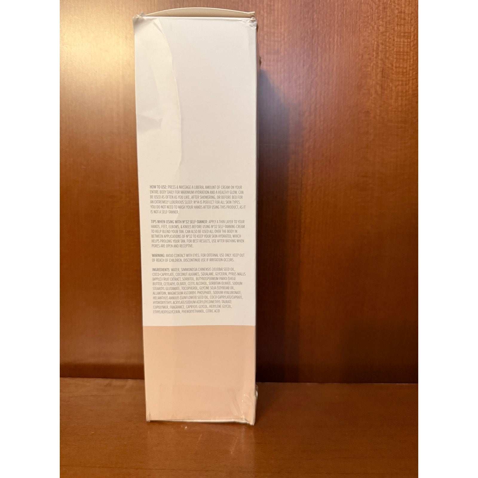 + Lux Unfiltered No 14 Conditioning Body Cream (Santal) in Box