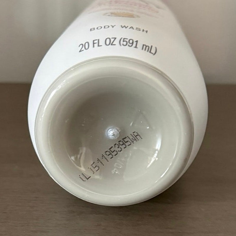 Olay Premium Cleansing Nourishing Hyaluronic Serum Complex Body Wash 20floz NEW