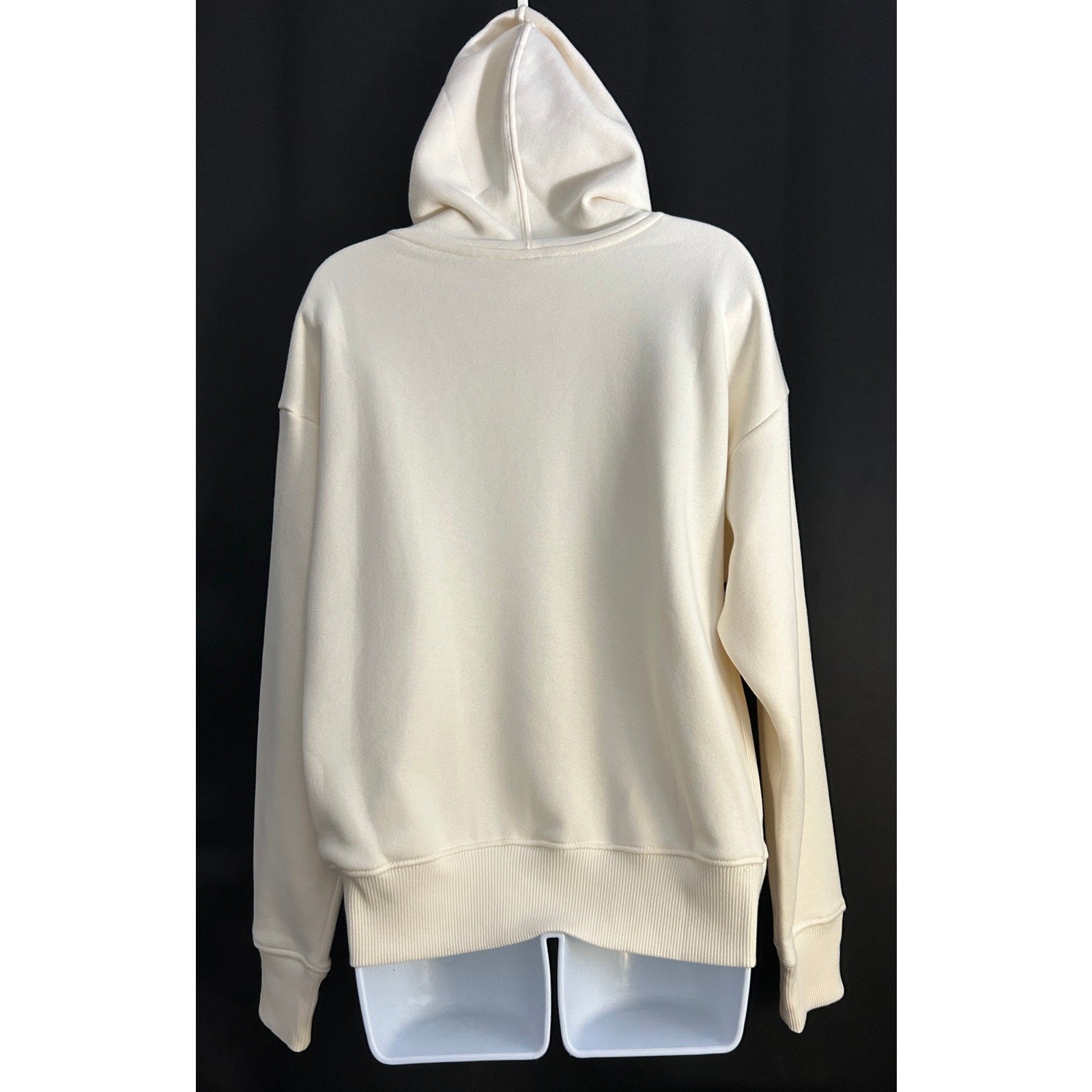 Member’s Mark Women’s White Fleece Hoodie Size M – Soft & Cozy Pullover NWT