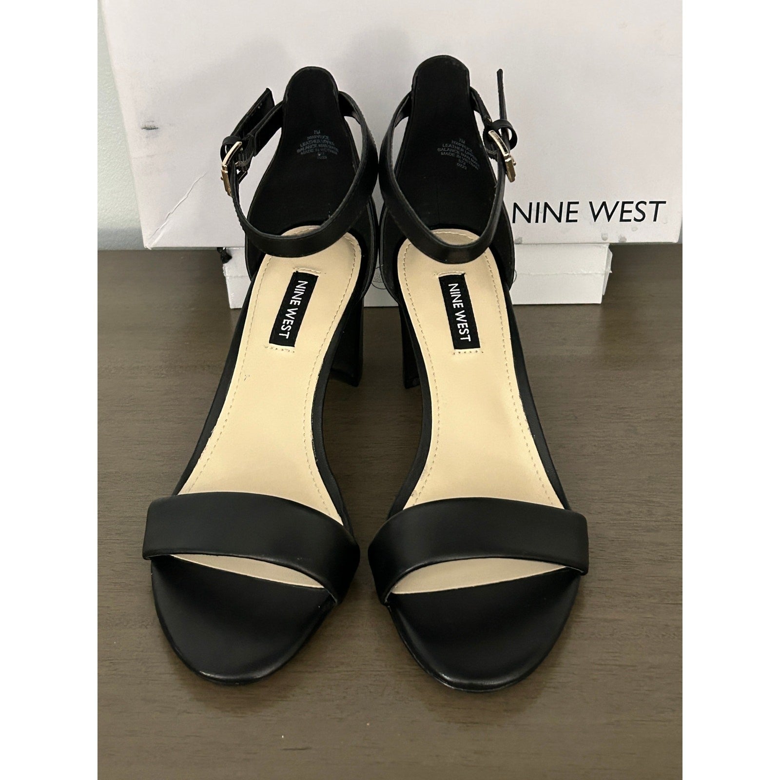 Nine West Pruce Ankle Strap Block Heel (2.5") Sandals Size 7M Black