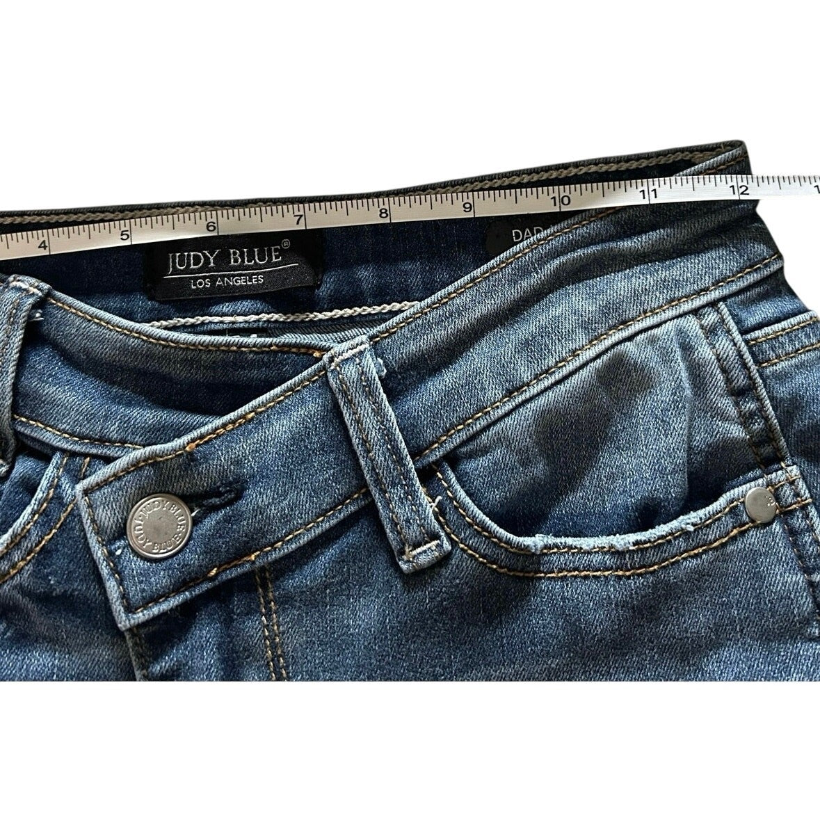 Judy Blue Dad Jeans Size 0/24 – High Rise, Relaxed Fit, Frayed Hem Denim