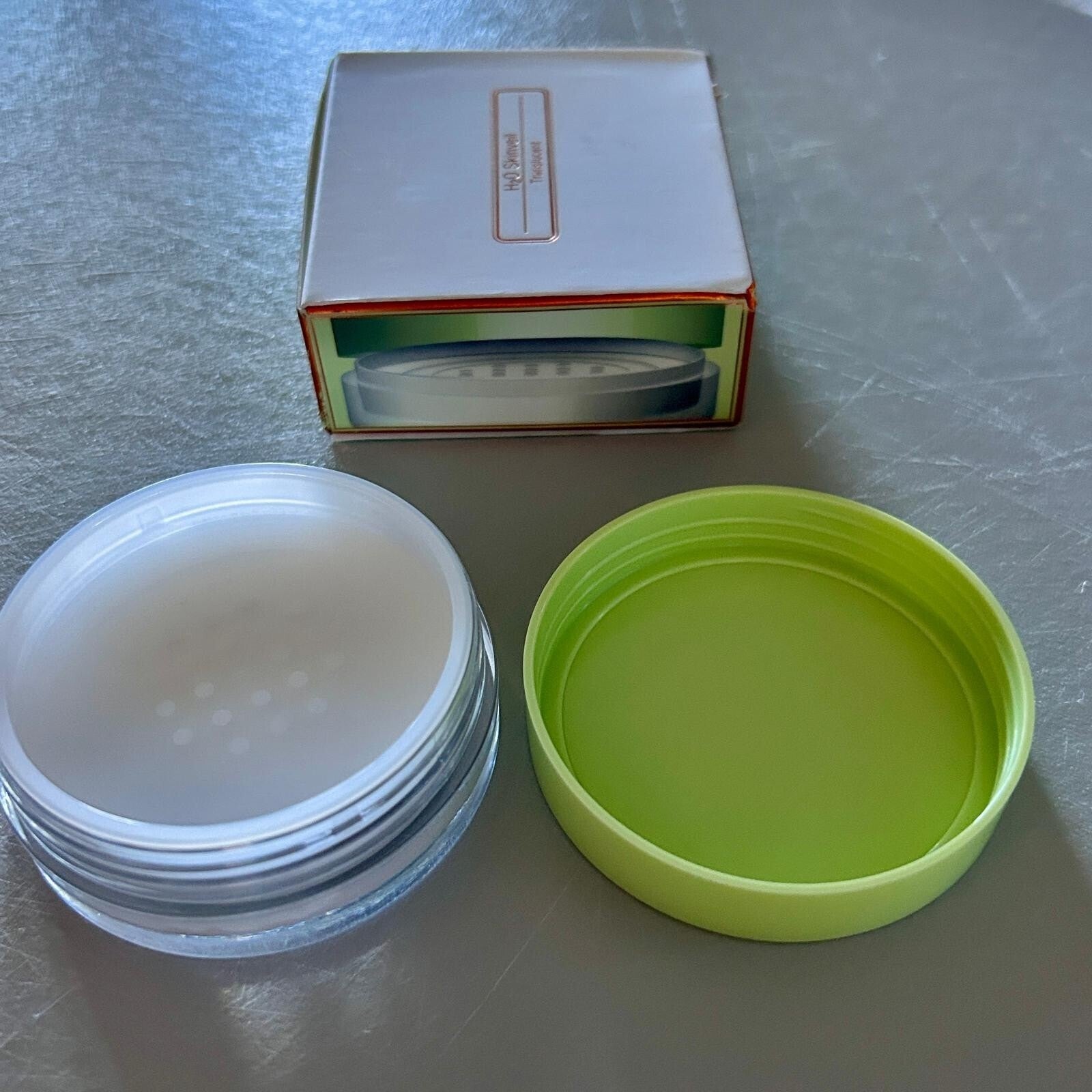 Pixi H2O Skinveil Loose Sheer Powder Translucent Velvet Hydrating Finish .2 oz 