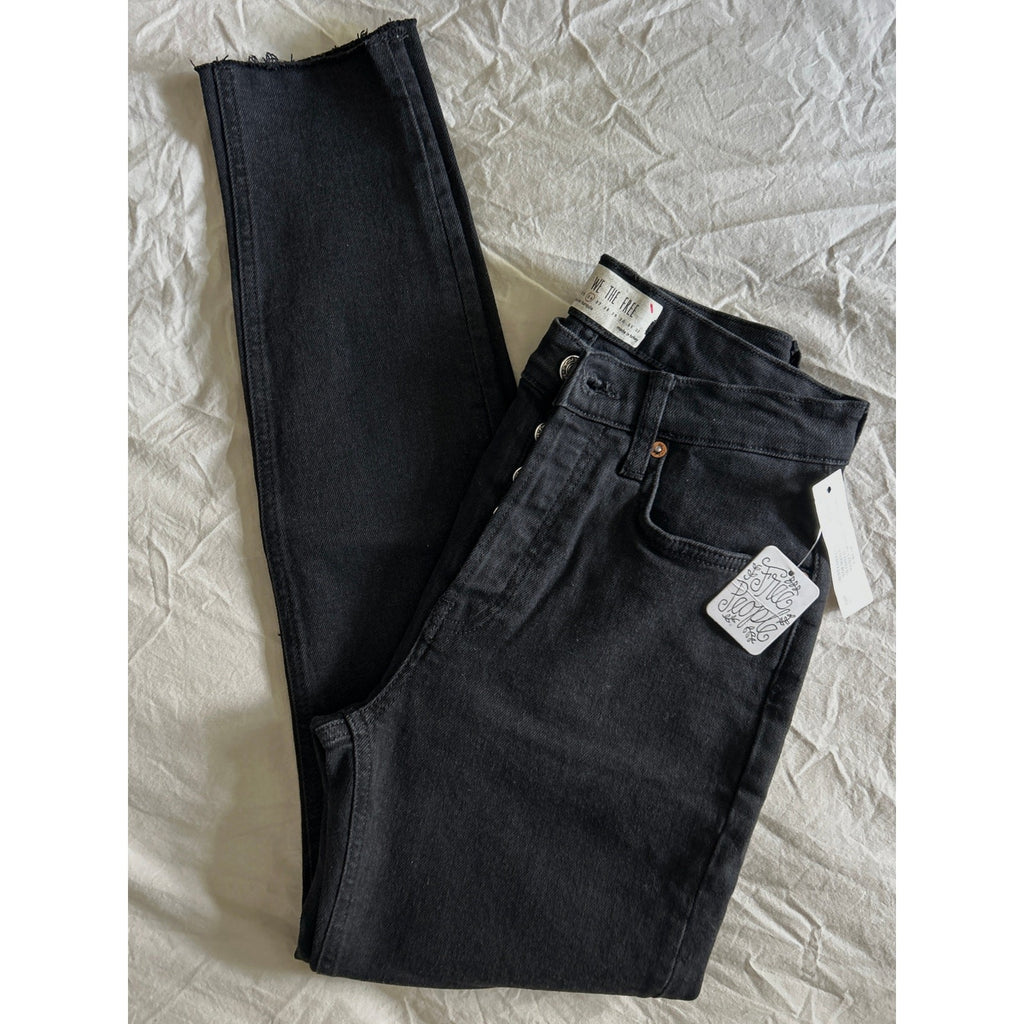 We the Free Black Stella Skinny Jeans Sz 26 High Rise, Button Fly, Raw Hem, NWT
