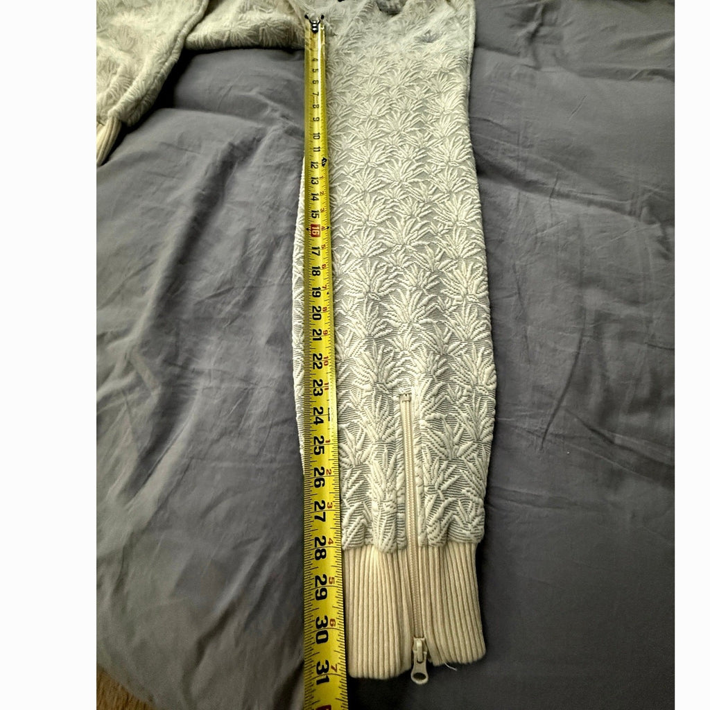 Twenty Montreal Agave Print 3D Blister Knit Pants Cream XS Women’s Designer