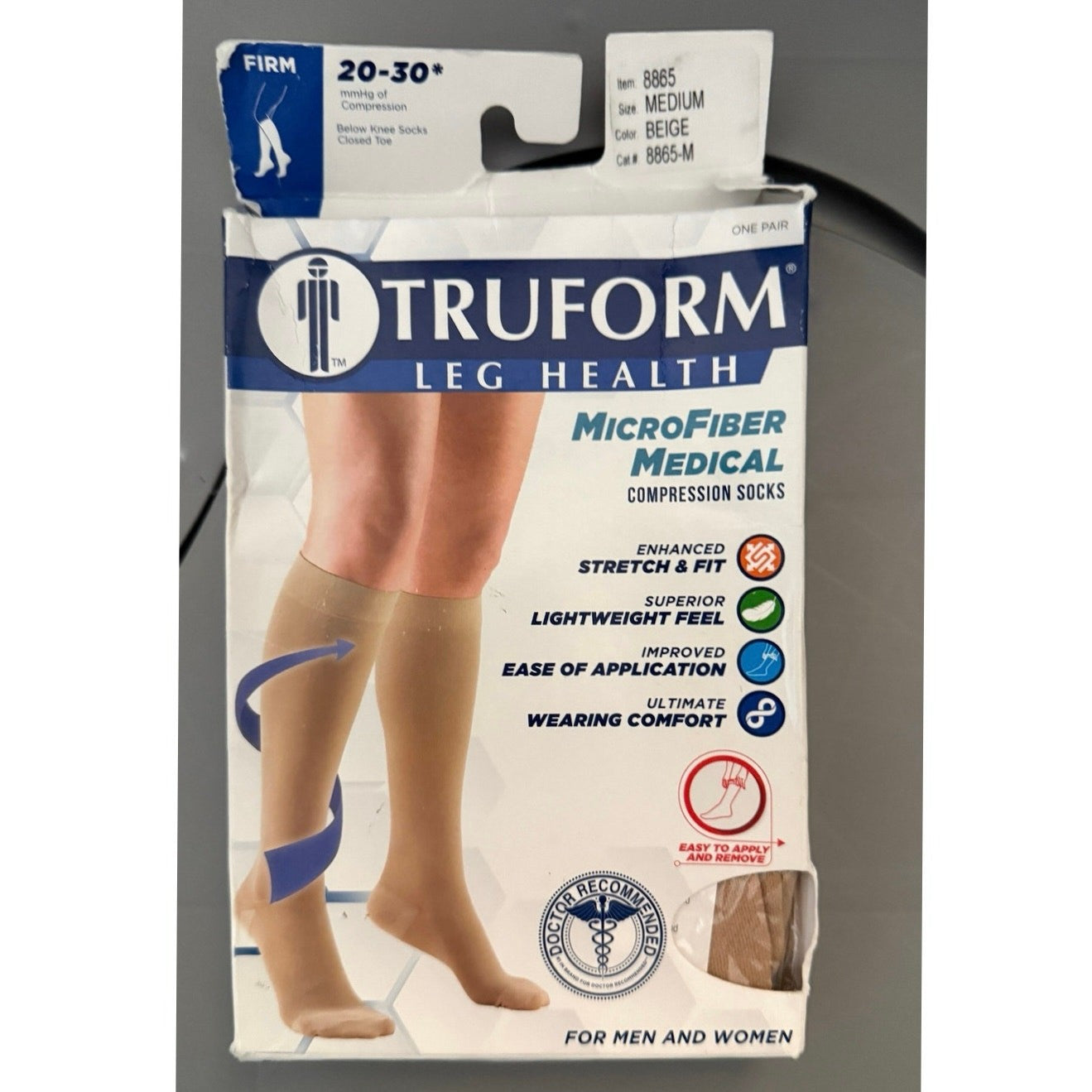 Truform 20-30 mmHg Compression Stockings Knee High Length Closed Toe Beige Sz M
