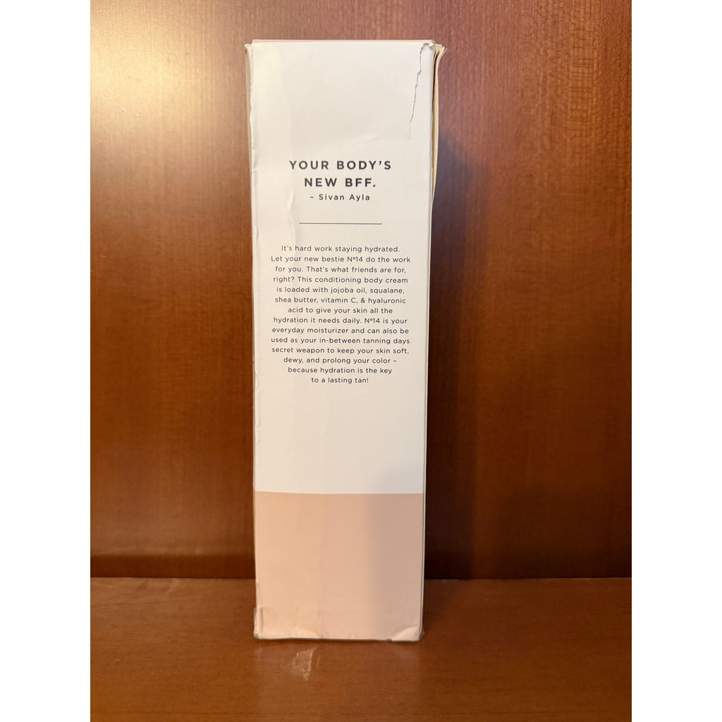 + Lux Unfiltered No 14 Conditioning Body Cream (Santal) in Box