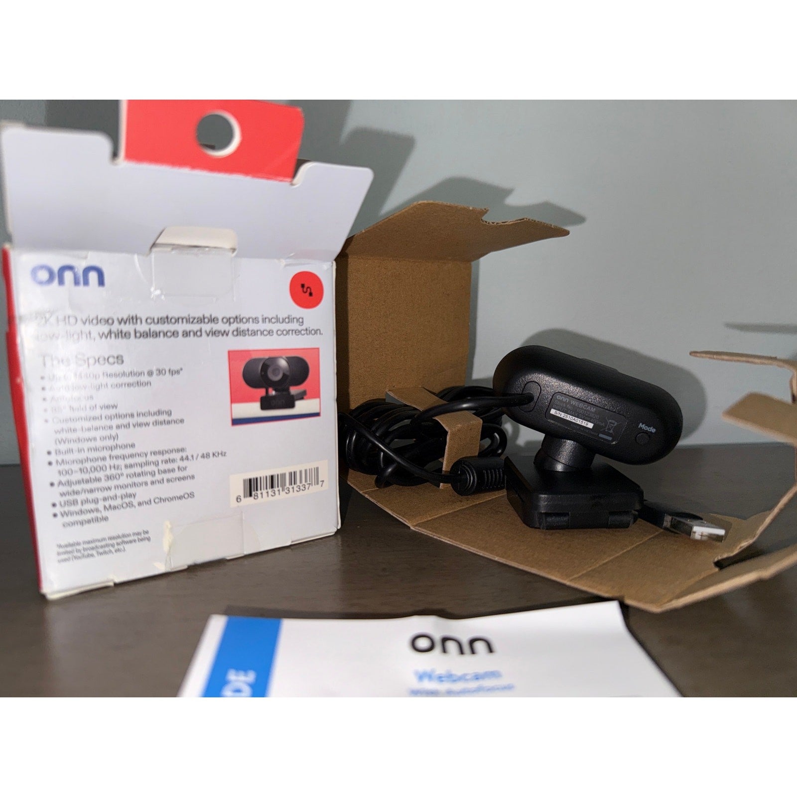 onn 1440P Webcam with Autofocus and Built-in Microphone, Adjustable, Black 