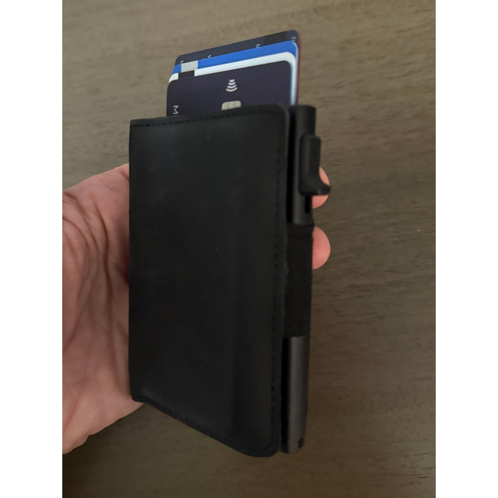 Minimalist Smart Wallet Apple AirTag Uses Find My, 12 Card Holder, RFID Blocking