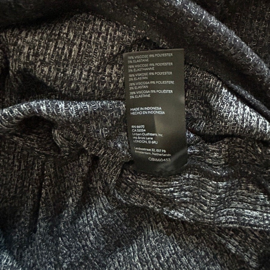 Anthropologie Women's Black Long Sleeve Ribbed Wrapped Sweater Size Medium NWOT