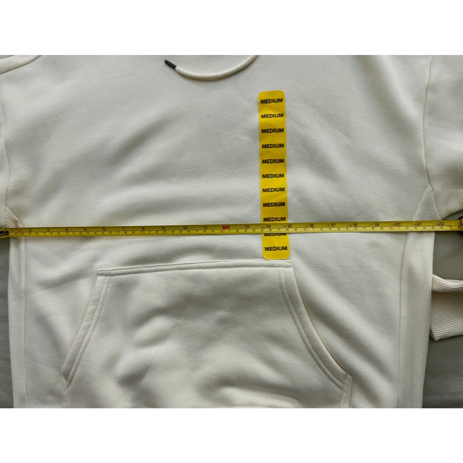 Member’s Mark Women’s White Fleece Hoodie Size M – Soft & Cozy Pullover NWT