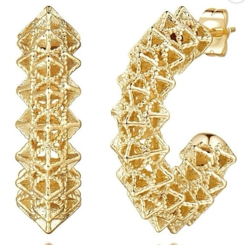 Al&Tiffy 14K Gold Plated Hollow Thick Hoop Stud Earring Geometric Lattice Design