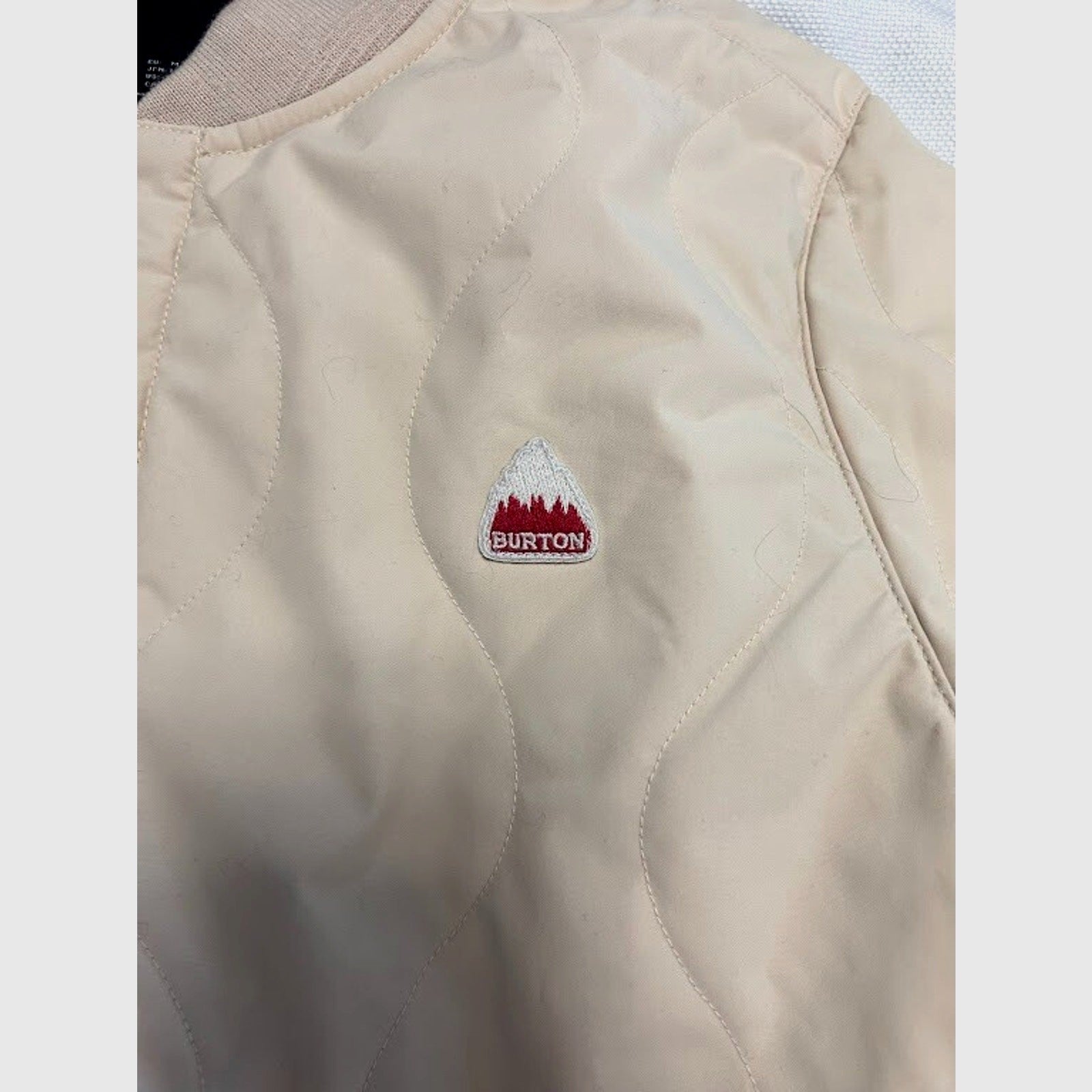 Snowboard Burton Kiley Insulator Jacket Quilted Lightweight Creme Color Sz M EUC