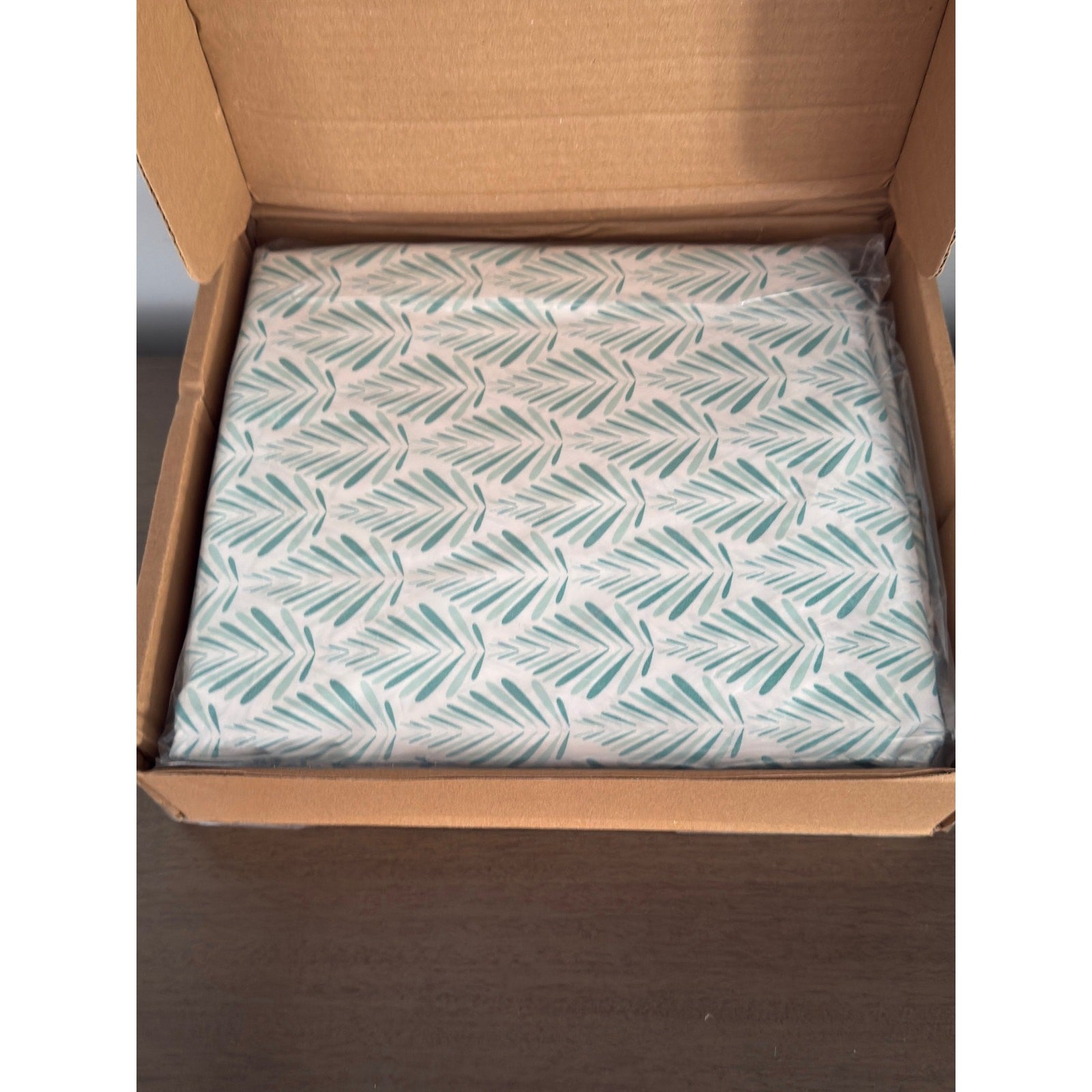 Amazon Basics Microfiber 4‑Piece Queen Sheet Set Aqua Fern Lightweight Soft