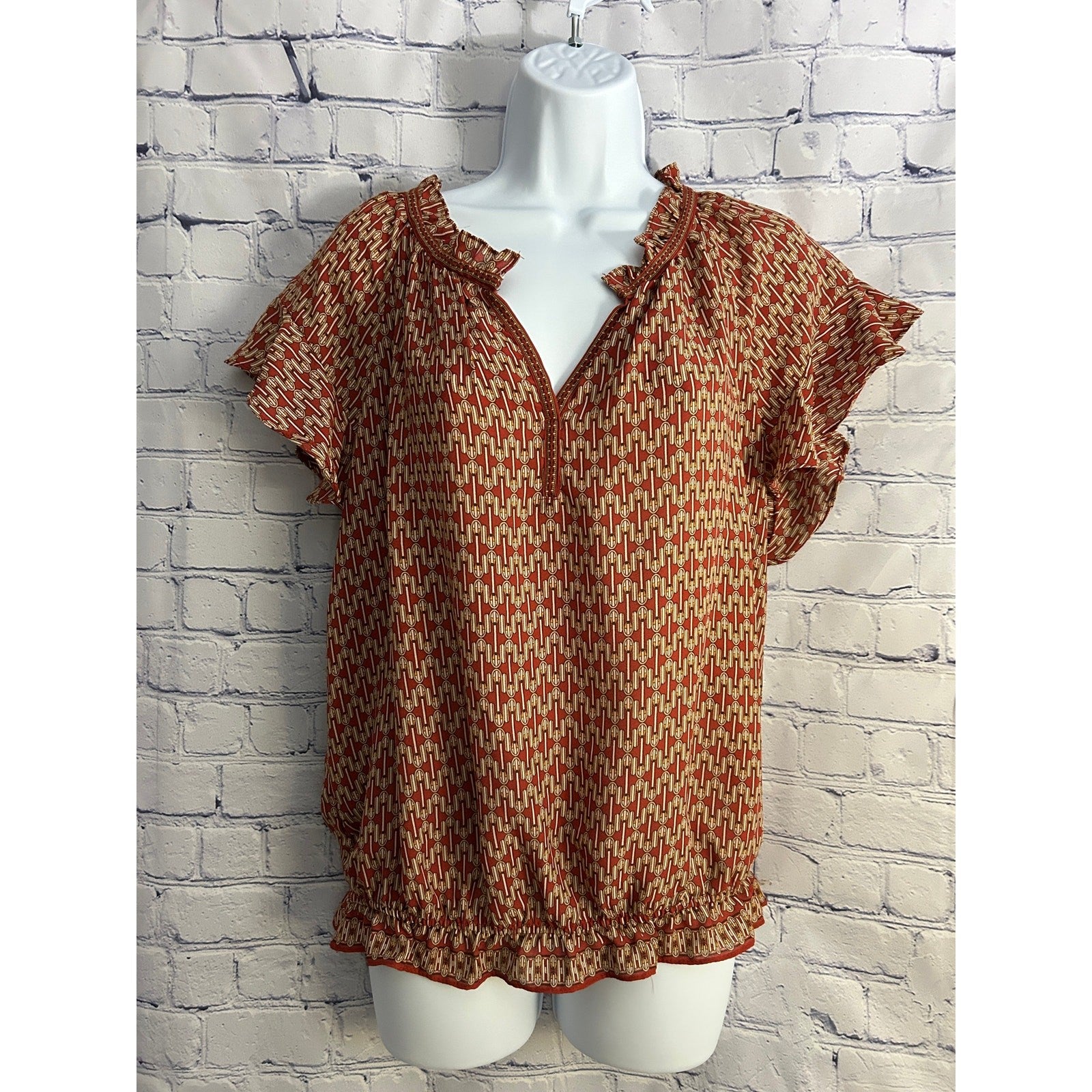 Max Studio Women’s M Short Sleeve Geometric Elastic Waist Top Red, Orange