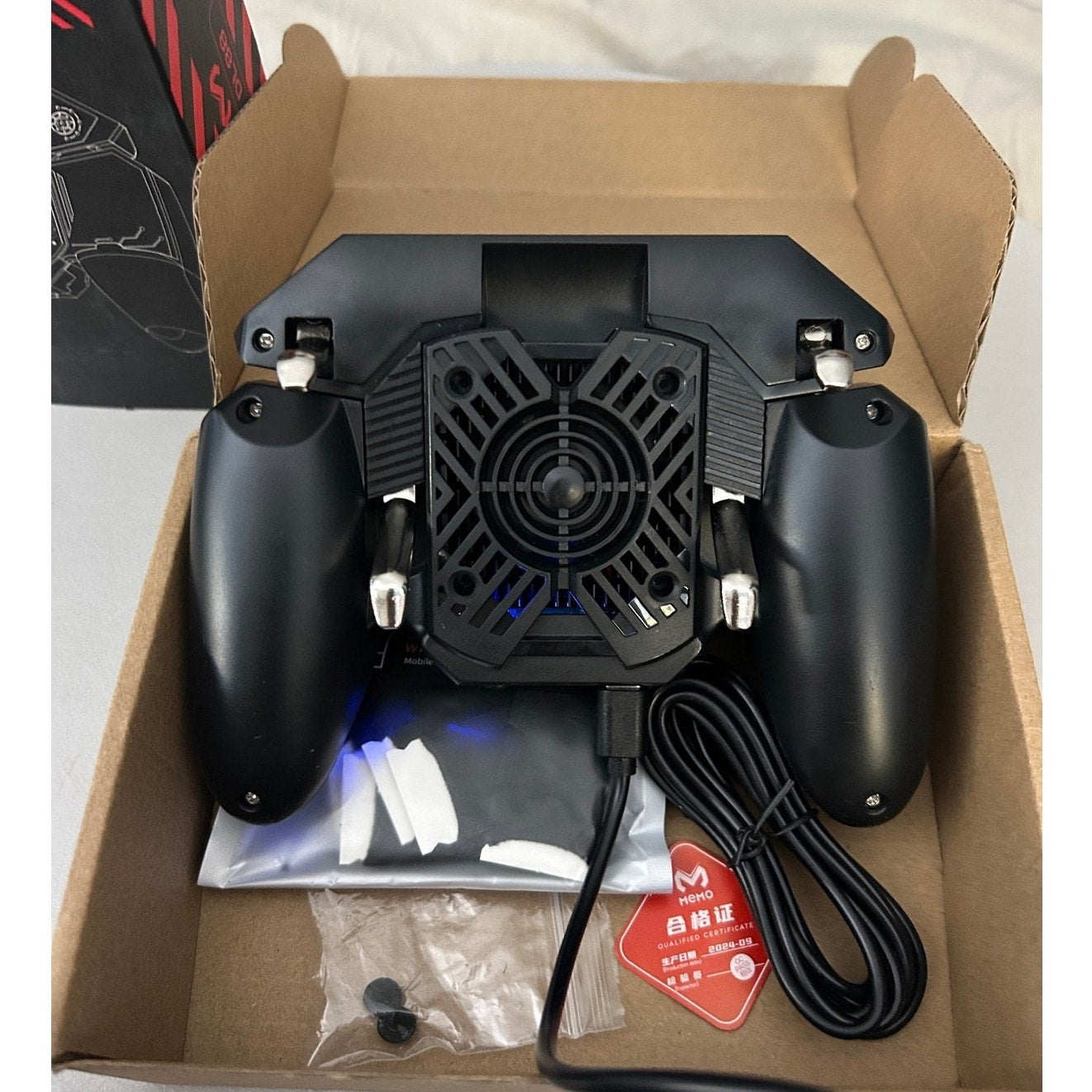 MEMO DL88 Mobile Game Controller w/Semiconductor Cooling Fits 2.64”–3.54” Phones