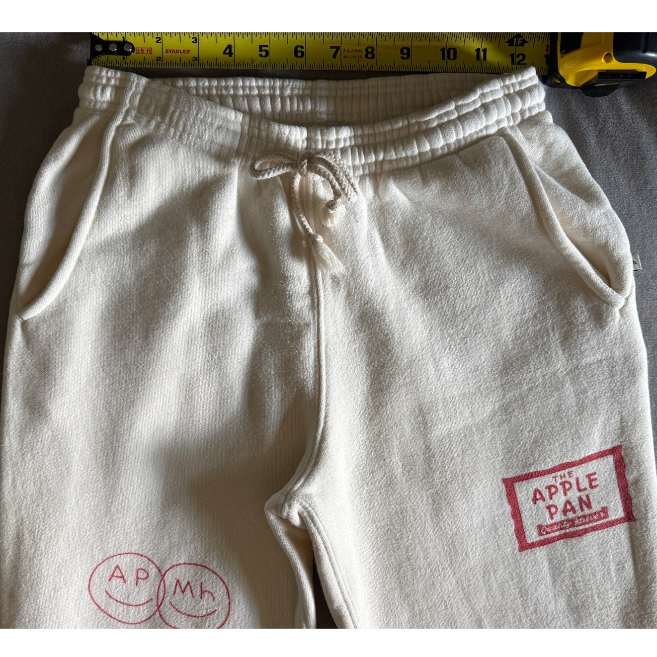 Madhappy Apple Pan Sweatpants Ivory Size Small Rare Collab Pristine Condition