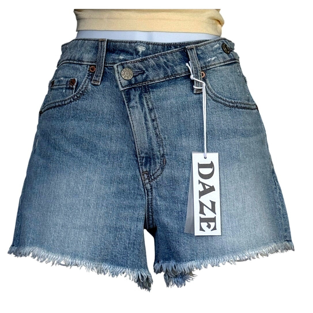 DAZE Troublemaker Shift Front High Rise Raw Hem Organic Cotton Sz 26 NWT