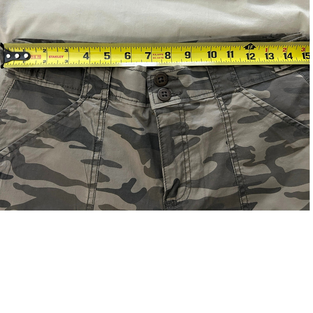 Sanctuary Los Angeles Cadet Camo Cargo Shorts Stretch Utility Style Sz Small