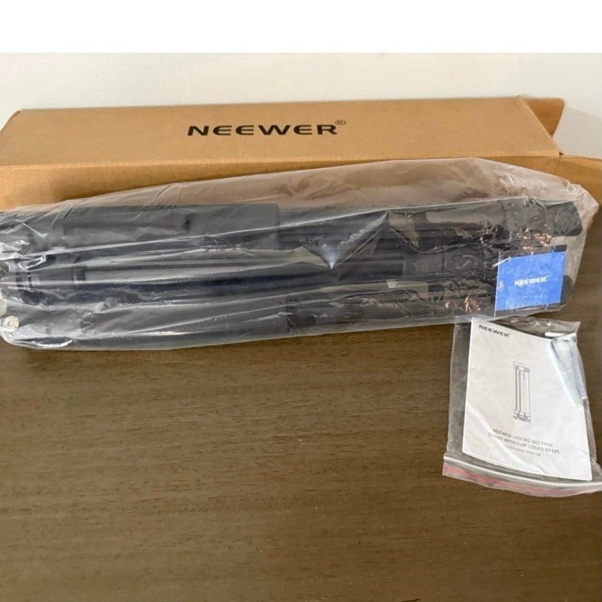 Neewer ST195 Photography Light Stand 1.5-6.4ft Aluminum Reversible Studio Tripod