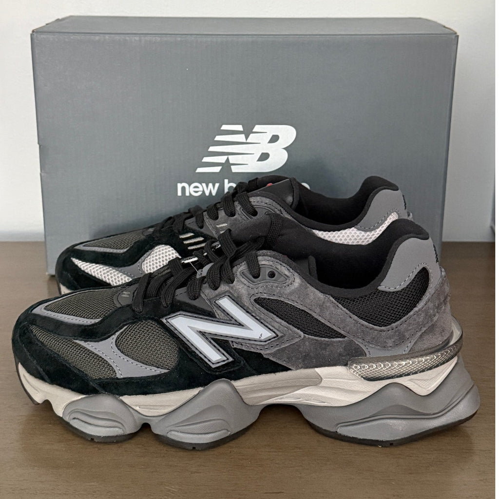 New Balance 9060 Running Lifestyle Sneakers Mens Sz 6.5 /Womens 8 Black/Gray NIB