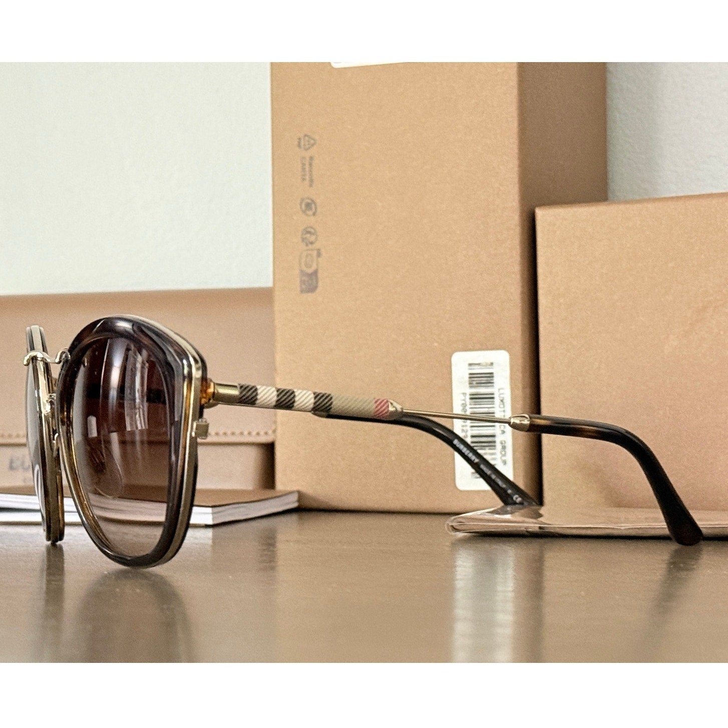 Burberry BE4251Q Full Gold Rim Round Sunglasses Dark Havana Brown Gradient Lens