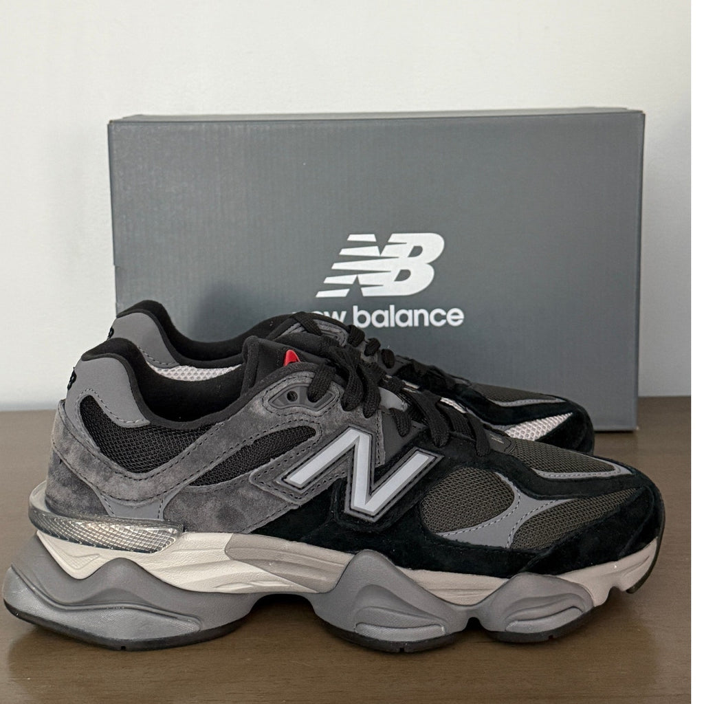 New Balance 9060 Running Lifestyle Sneakers Mens Sz 6.5 /Womens 8 Black/Gray NIB